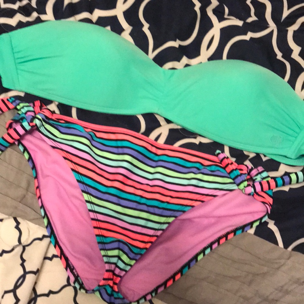 Bathing suit